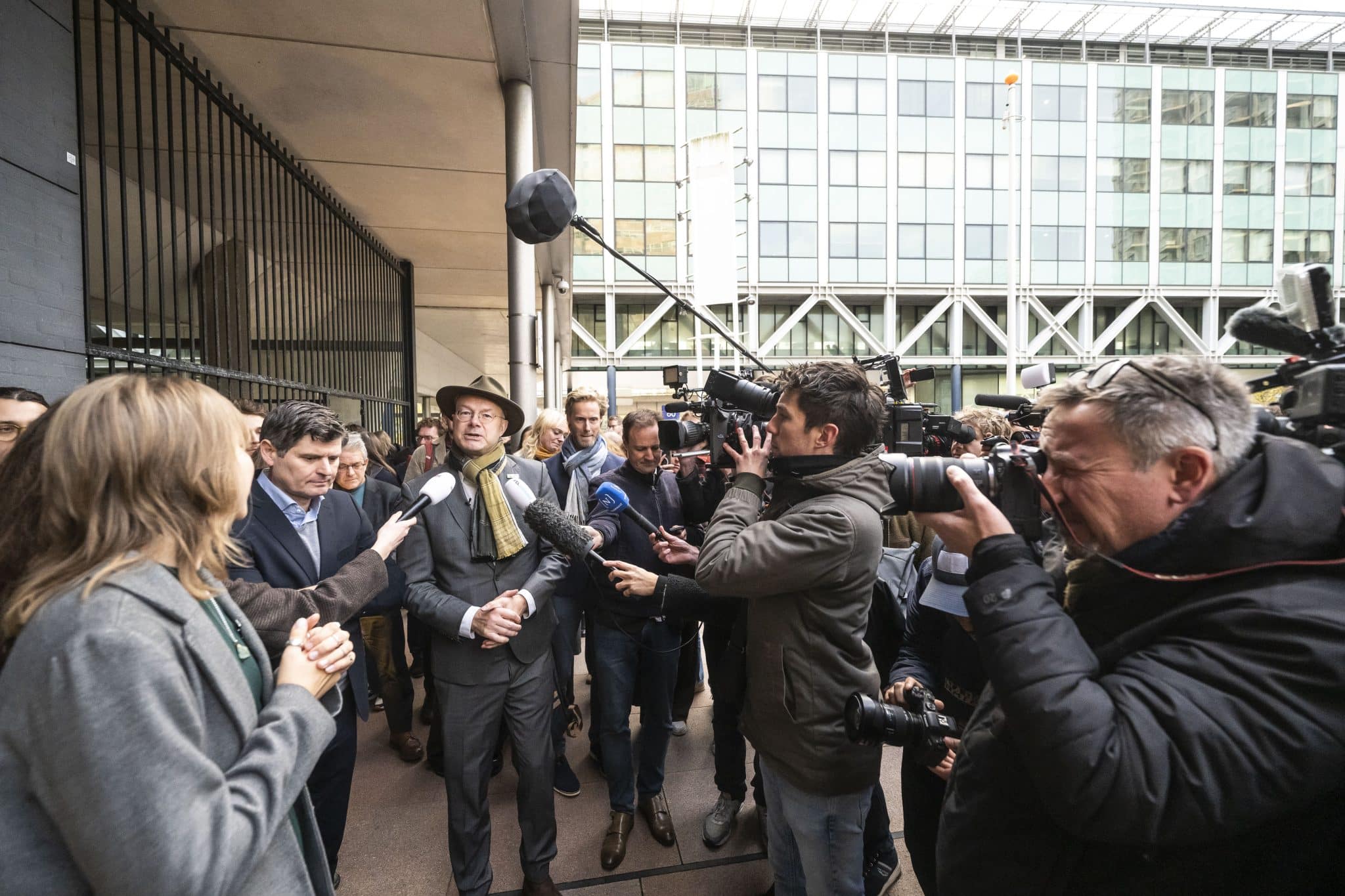 Lawyer Roger Cox and Friends of the Earth Netherlands, Milieudefensie, Director Donald Pols taking questions following release of the ruling.